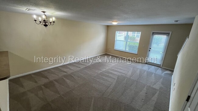 Building Photo - 3 bed/ 2.5 bath townhome in Fleming Island