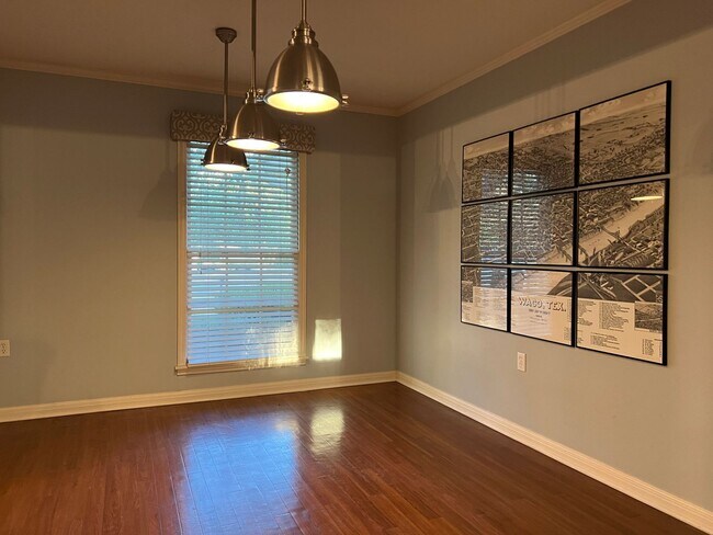 Foto del edificio - Single Family Home