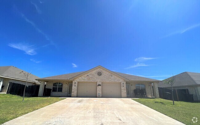 Building Photo - 1201 Powder River Dr