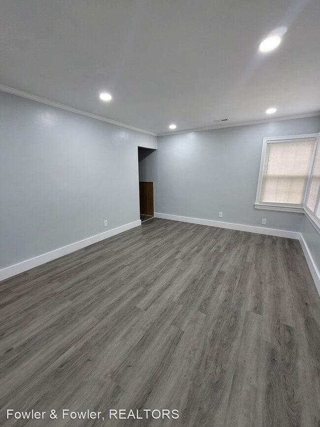 Building Photo - 2 br, 1 bath House - 2302 Dallas Avenue