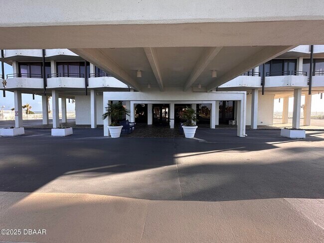 Foto del edificio - 2900 N Atlantic Ave