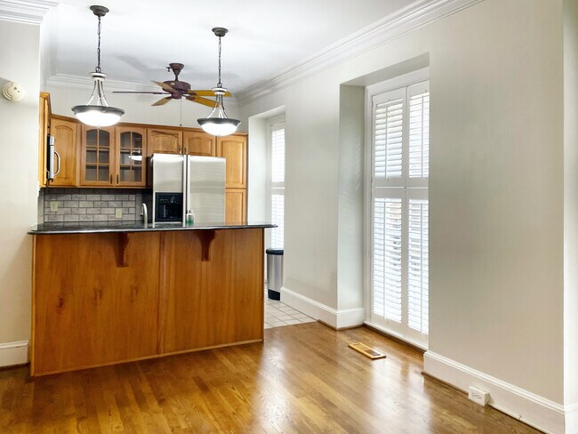 Stainless steel appliances including dishwasher and oven range. - 30 5th St NE