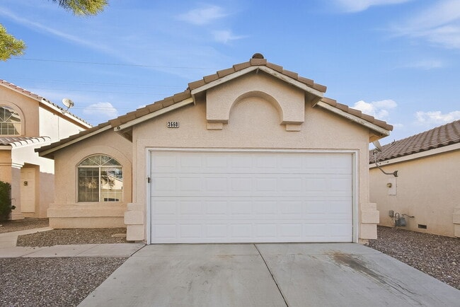 Building Photo - 3660 Copper Cactus Dr
