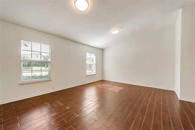 Building Photo - 2105 Decator Dr