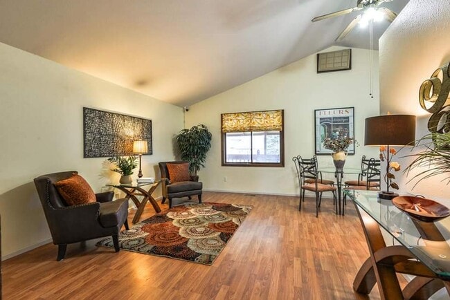 Building Photo - Beautiful 4 Bed, 2 Bath House in SW Fort Collins!