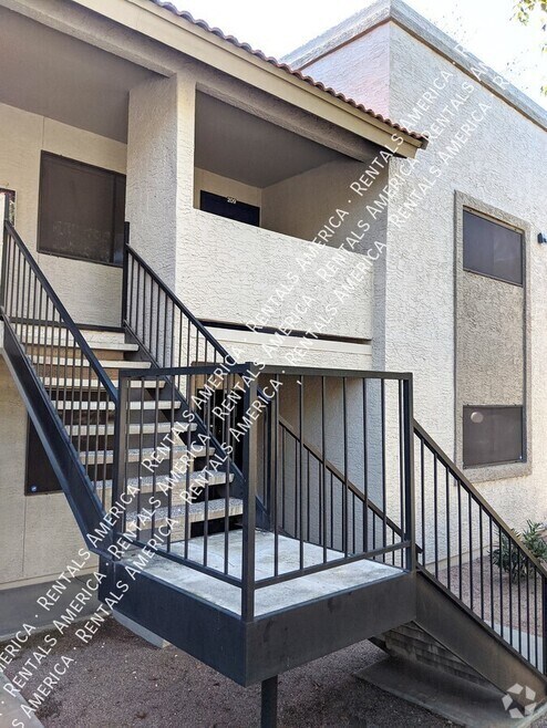 Building Photo - 234 N 75th St