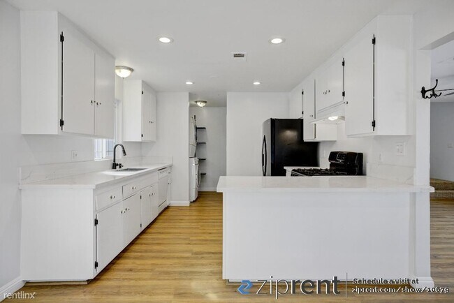 Building Photo - 3 br, 2 bath House - 1142 N Alma Ave, Los ...