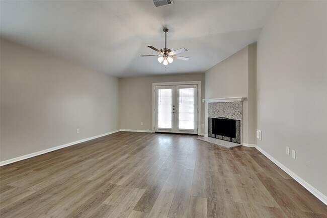 Building Photo - 28826 Stapleford St