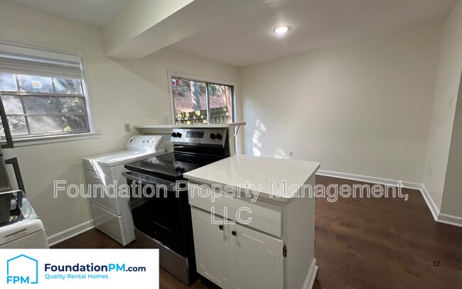 Foto del edificio - 5726 Quince Rd