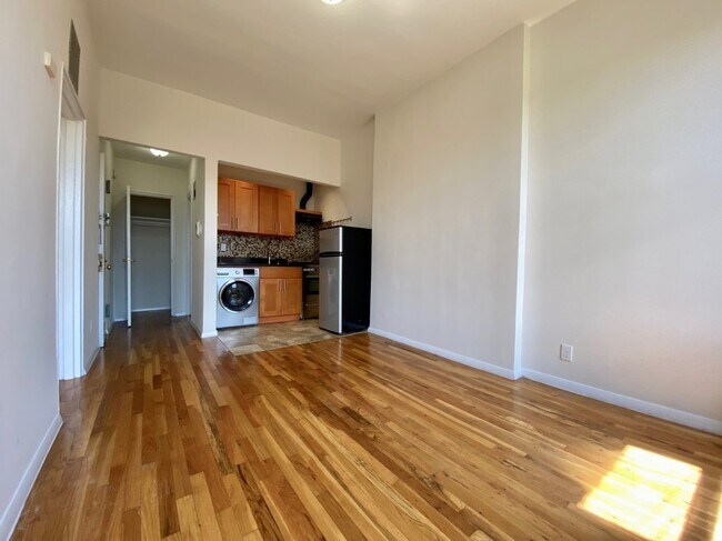 Foto del edificio - 146 West 120th Street