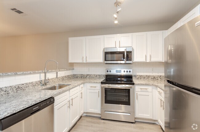 1HAB, 1BA - 817SF 1B - Cocina - Heritage Apartments