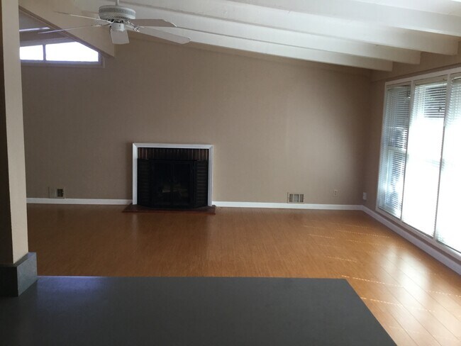 Foto del edificio - Pet Friendly Single Family Home for Rent i...