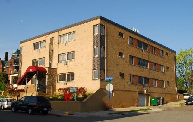 External View - 1800 Lasalle Ave
