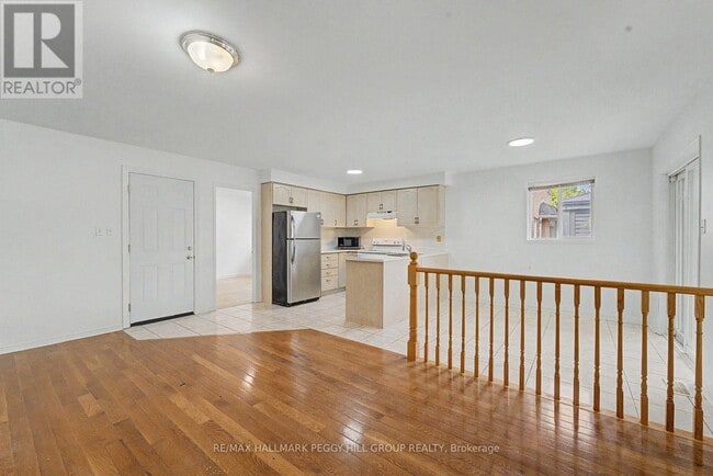 Building Photo - 332 Harvie Rd