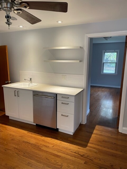 Primary Photo - 17 Alexander St
