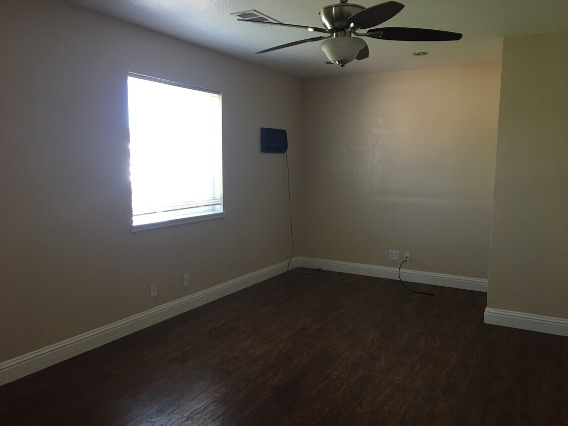 Bedroom - 2151 Lone Mountain Dr