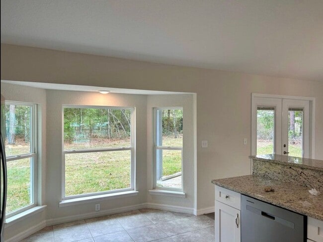 Building Photo - GORGEOUS 3BR/2BA Summerfield Home Convenie...