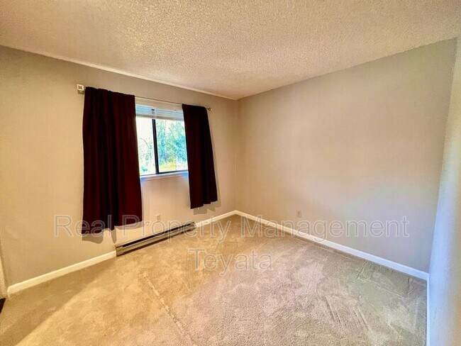 Foto del edificio - 7650 Birch Bay Dr