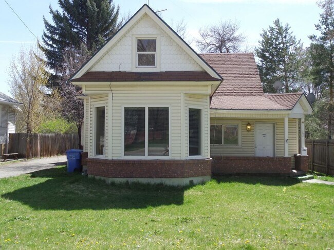Foto del edificio - 162 Poplar Avenue