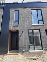 Building Photo - 44 Everett Cmn