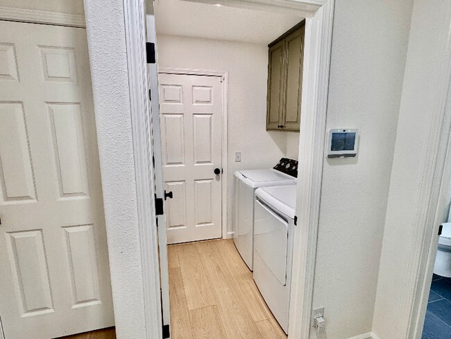 Foto del edificio - 3602 Swan Ct