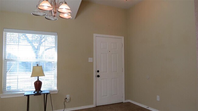 Building Photo - 5755 Wandering Creek Dr