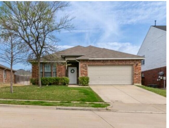 Building Photo - 2821 Hilcroft Ave