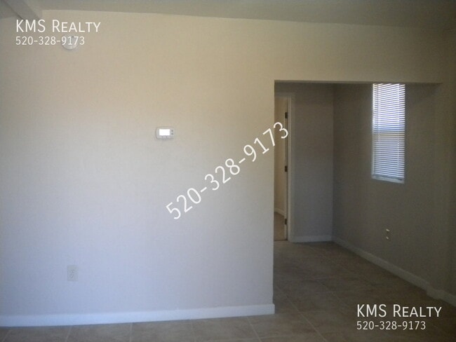 Building Photo - 1 Bedroom 1 Bath-1132 E Spring-OWNER/AGENT
