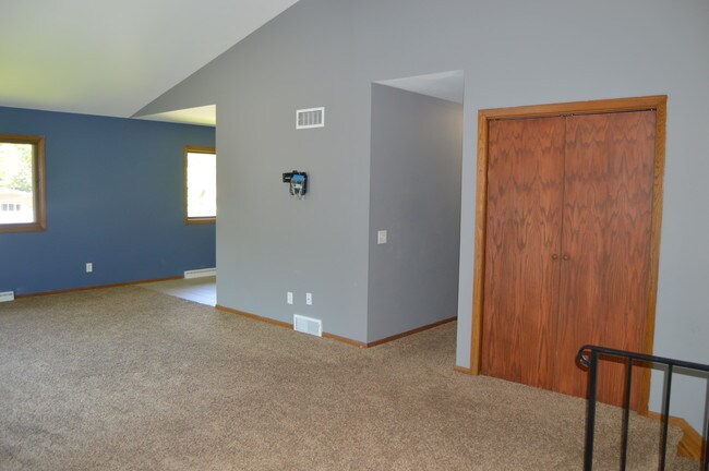 Building Photo - Kingston-Brighton Duplexes