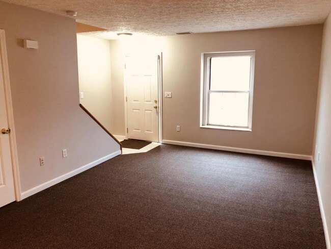 Building Photo - 4348 Beechgrove