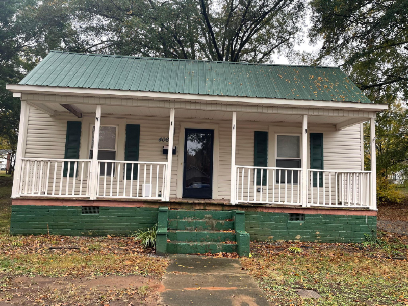 Primary Photo - 406 Morton St