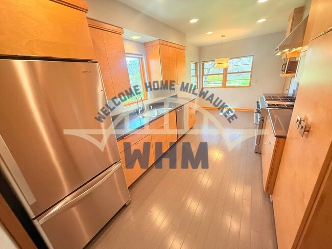 Foto del edificio - 8575 N Hawthorne Rd