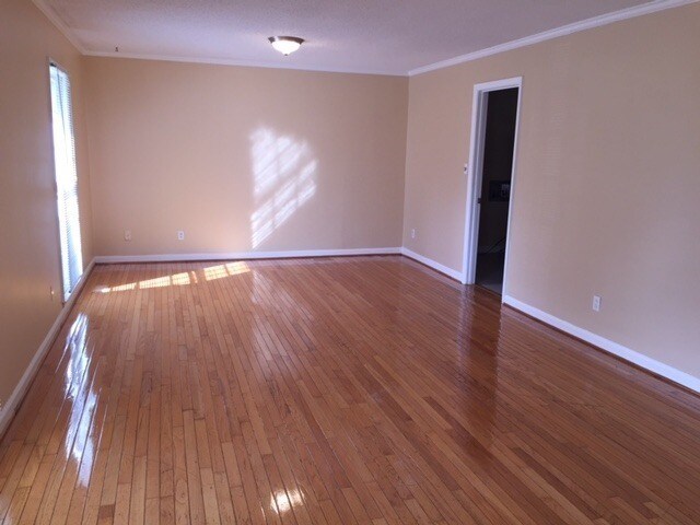 Foto del edificio - CARMEL ROAD - QUAIL HOLLOW Area RANCH HOME