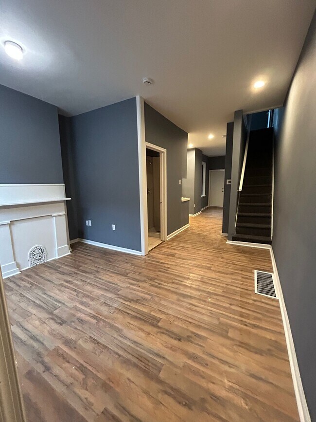 Foto del edificio - 2221 N Chadwick St