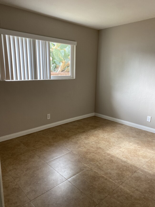 Bedroom - 1092 Walnut St