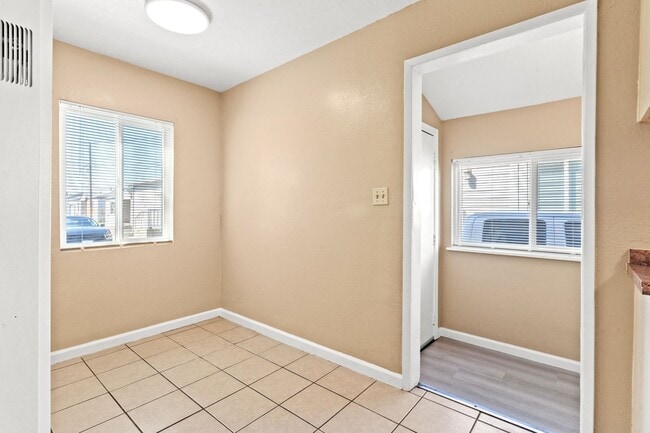 Building Photo - Modern Hayward Studio: Private Cottage wit...