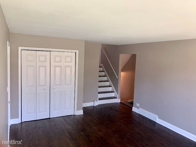Building Photo - 4 br, 2 bath House - 15103 Beachview Ter