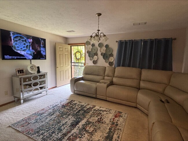 Foto del edificio - 131 Center St