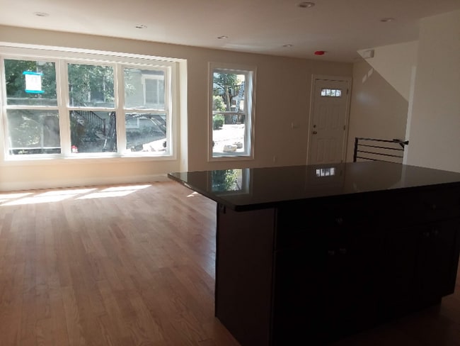 Photo - 2 Judge Street Path Apartment