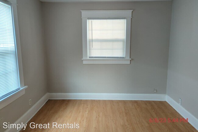 Building Photo - 2 br, 1 bath House - 1151 Nelson Ave