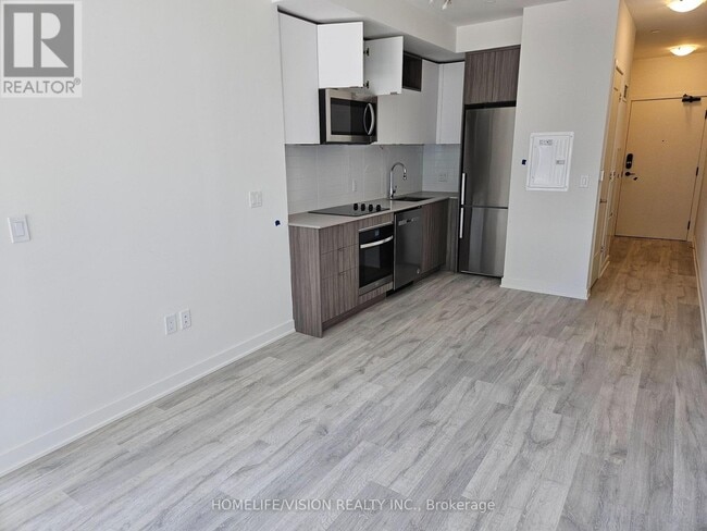 Building Photo - 70 Princess St