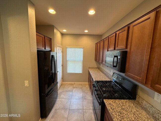 Building Photo - 1501 W Buckeye Tree Ave