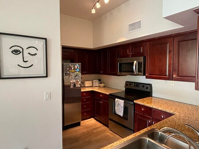 Foto del edificio - 11770 St Andrews Place