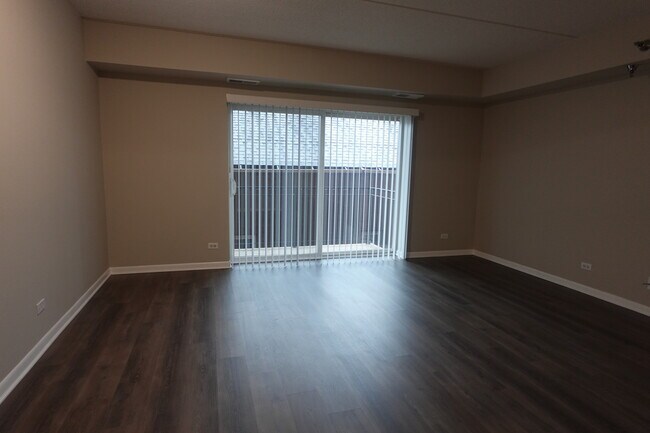 Building Photo - 3303 Grove Ave
