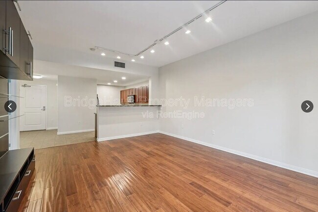 Foto del edificio - 206 Park Blvd