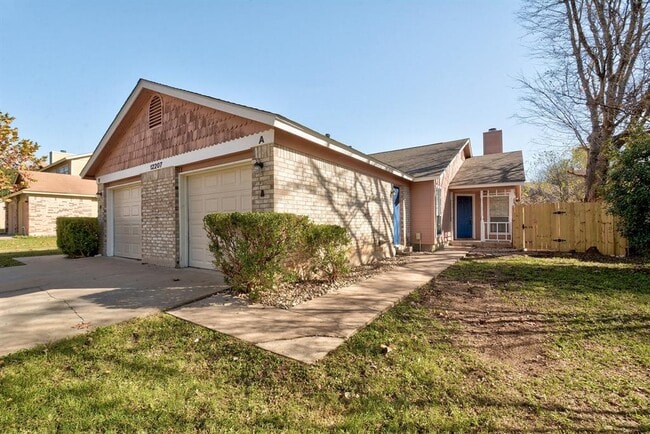 Building Photo - 12207 Alderbrook Dr
