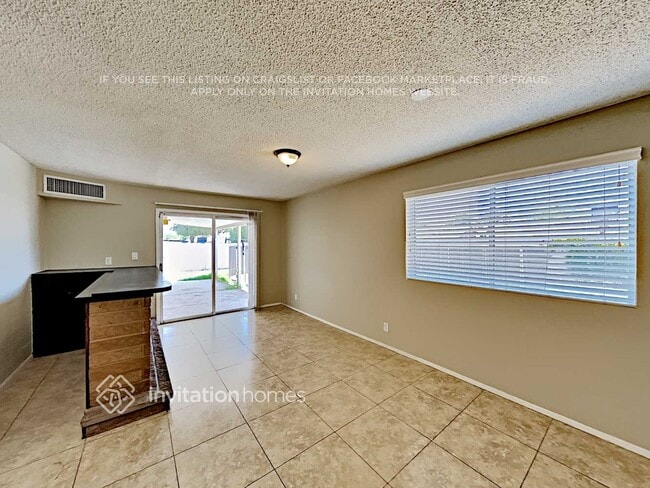 Foto del edificio - 2609 W Charter Oak Rd