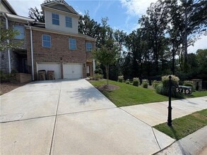 Building Photo - 5710 Rocky Falls Rd