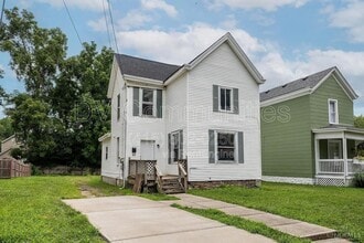 Building Photo - 4604 Glenshade Ave