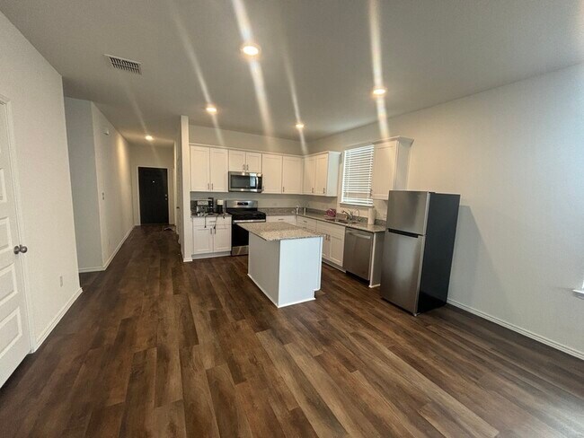Foto del edificio - 148 Acorn Cir